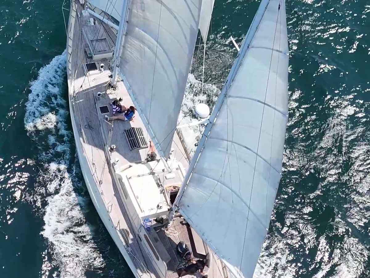 alquiler de velero en Galicia