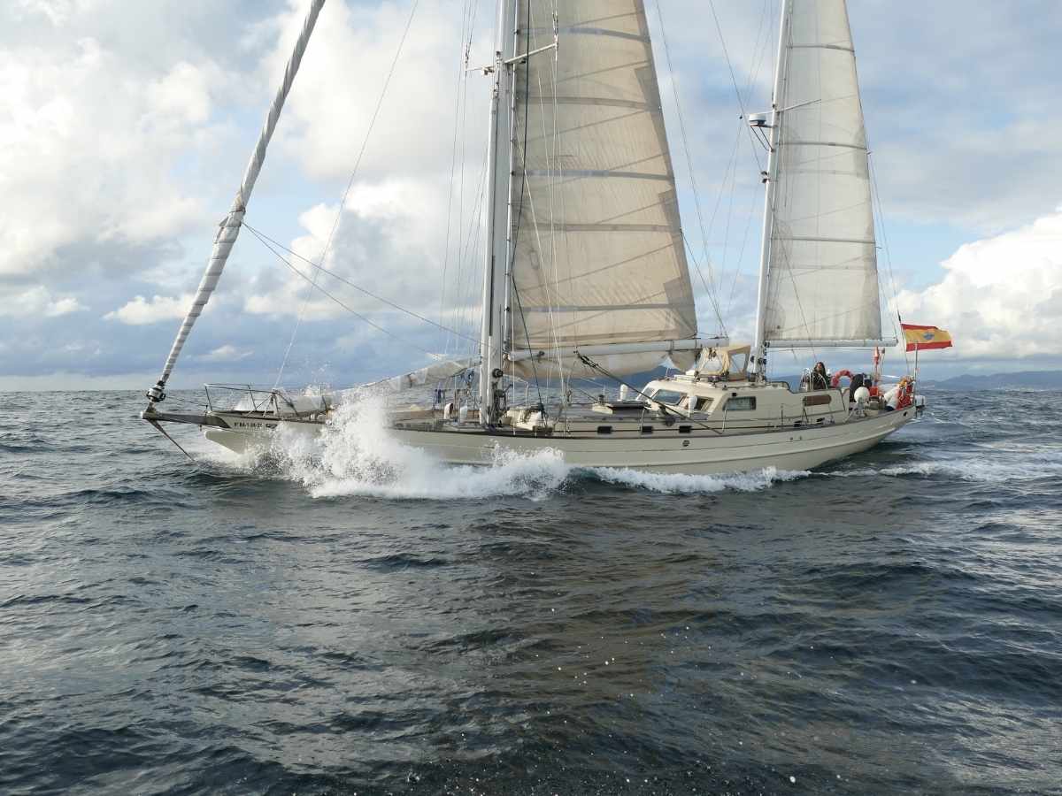 alquiler de velero en Galicia